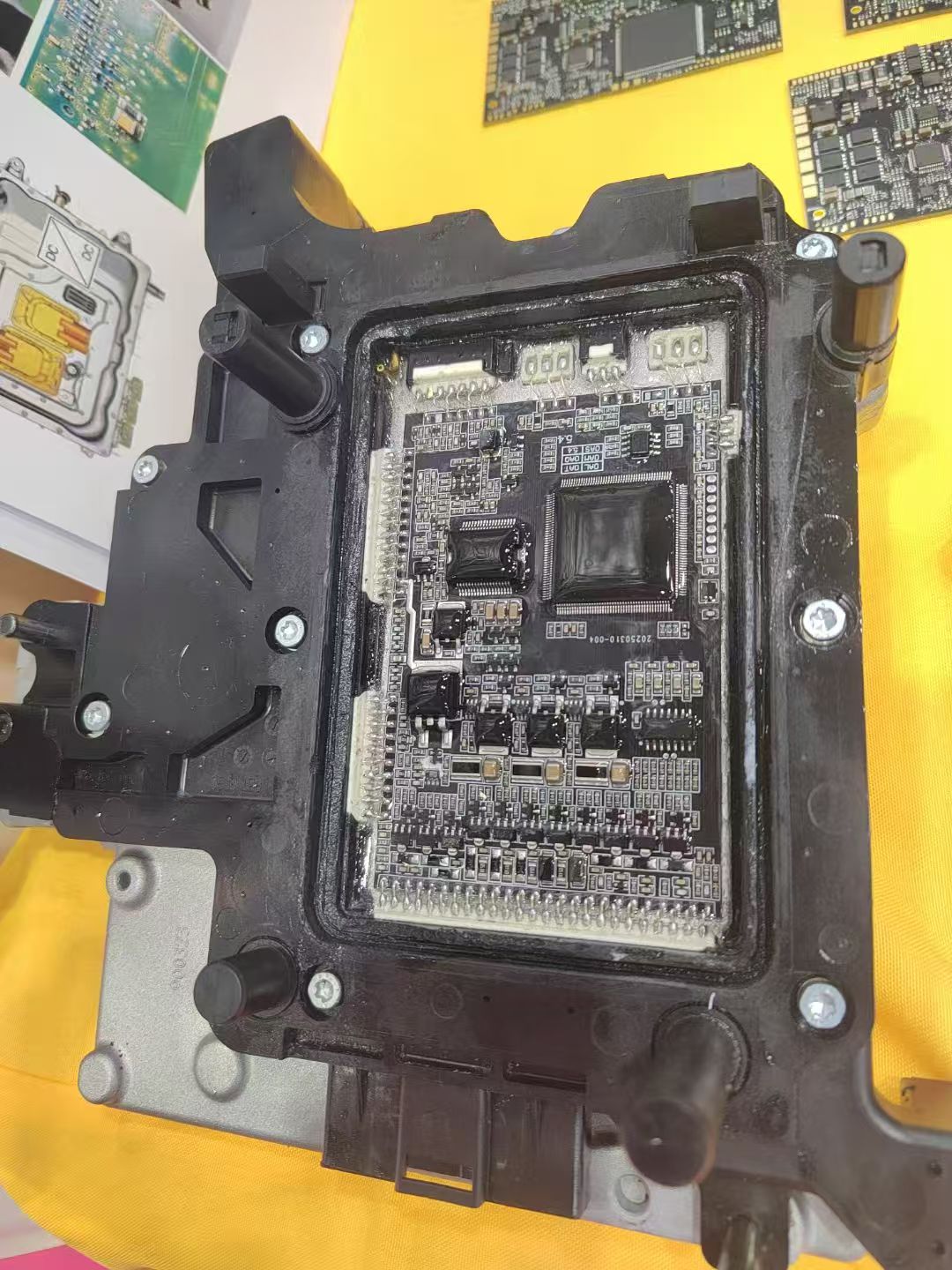 ชุดซ่อมระบบส่งกำลัง 0AM DQ200  - Electronic Repair บทวิจารณ์และราคา